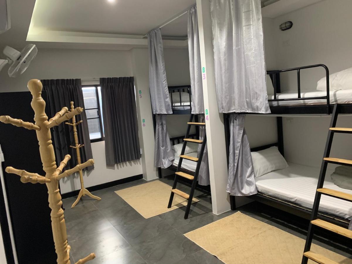 Youniverse Homestay Chiang Mai Ngoại thất bức ảnh