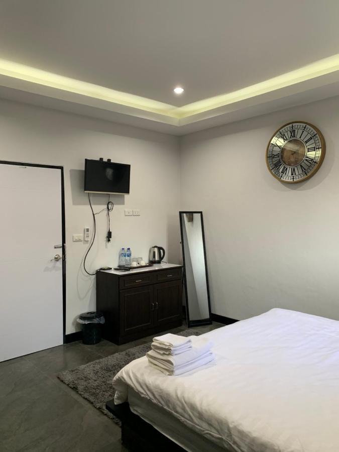 Youniverse Homestay Chiang Mai Ngoại thất bức ảnh